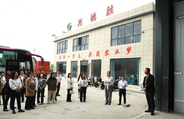 专业的股票配资网 湖南汝城“行走式”课堂激发青年创业干事动能